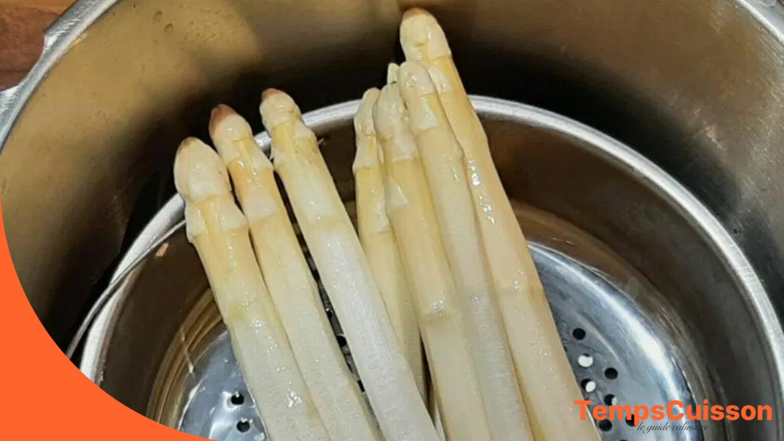 Comment cuire les asperges blanches fraîches à la vapeur dans une