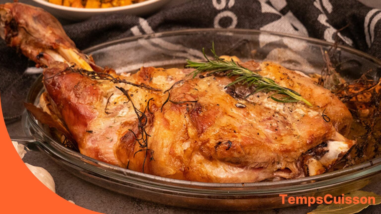 Comment cuire l'épaule d'agneau au four : temps de cuisson et astuces